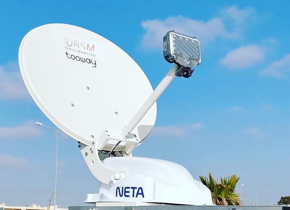 Antennes Auto-Pointantes — Satellite Mobile Antennes Auto-Pointantes — Antennes satellite automatiques pour véhicules et installations mobiles. Distribué par UBSM au Maroc.